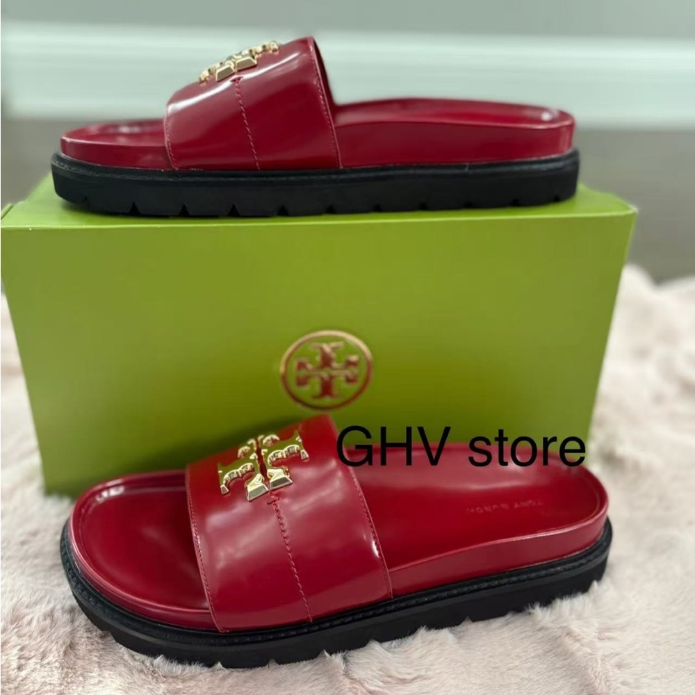 Tory Burch Red Patent Leather Slide Sandals with Gold Logo - Picture 3 of 8